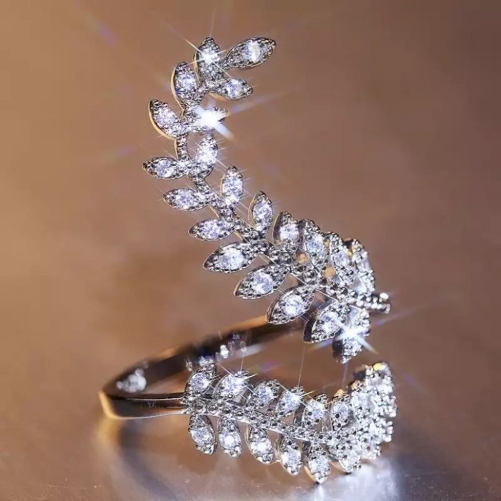 Graceful Leaf Resizable S925 Crystal Zircon Ring - Picture 3 of 4